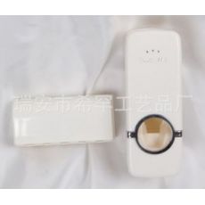 韓國(guó)自動(dòng)擠牙膏器 5人牙刷架 洗涮用品